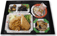 幕の内弁当　５３０円